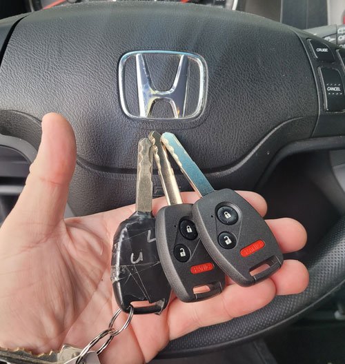 car key duplication on a Honda